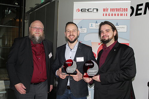 Frank Gillmeister (ECN), Claudio Garcia (Digity) und Adrian Bühring (Predimo) bei der Preisübergabe des ECN-Ergonomiepreises bei den 11. Tagen der Ergonomie in Friedrichshafen